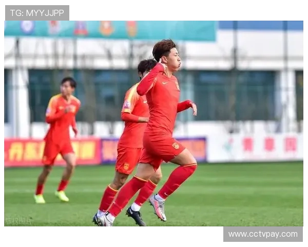 青训新星闪耀曼联一线队训练营内部观察报告 青训新星闪耀曼联一线队训练营内部观察报告